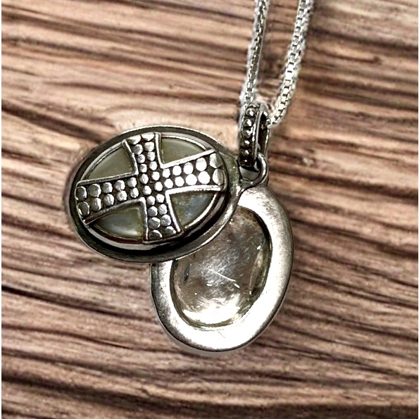 Lori Bonn Mop Sterling Silver Love Locket Necklace 125$